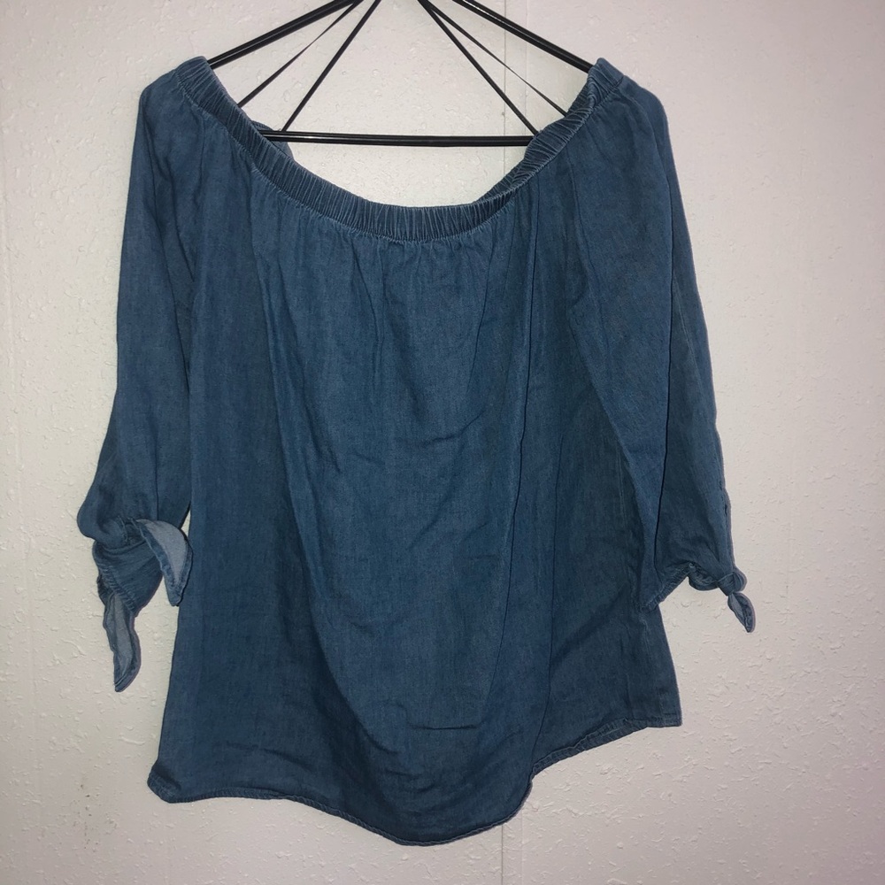 ❄️💙 Off the Shoulder Jean Shirt